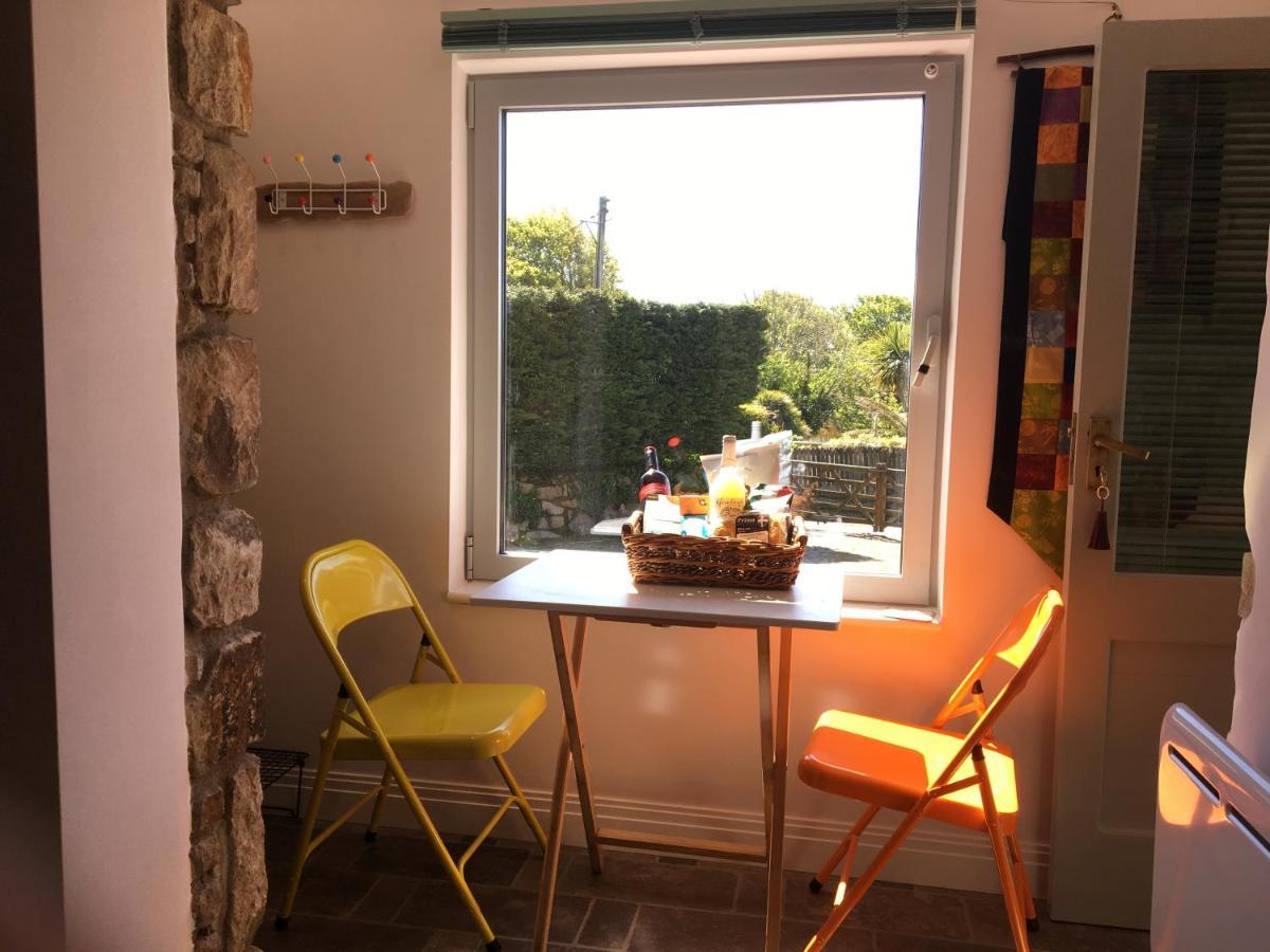 The Wrens Annexe - Stylish Self-Contained 2-Bed Annexe Penzance Extérieur photo